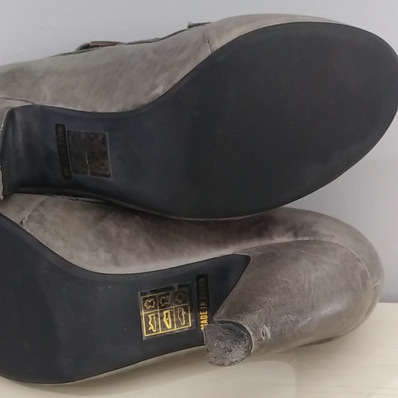 Miz Mooz leather heels with buckles size 9 - Picture 12 of 13